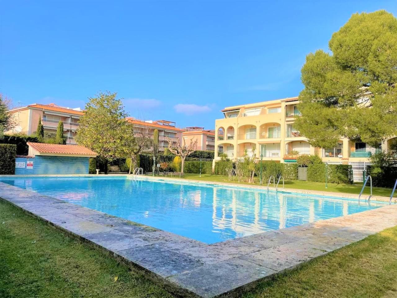 Apartamento En Platja Sant Pol S'Agaro Con Pisicina Y Jardin Sant Feliu de Guíxols Extérieur photo